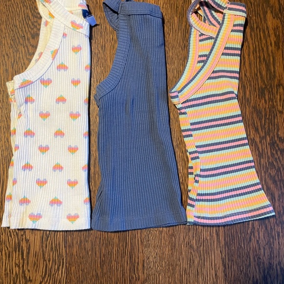 Kids Colorful Clothing Collection - Picture 8 of 9